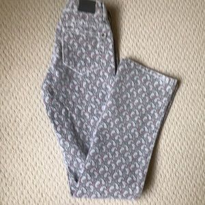 Laundry Jeans - BNWOT - Size 4 - Mint condition